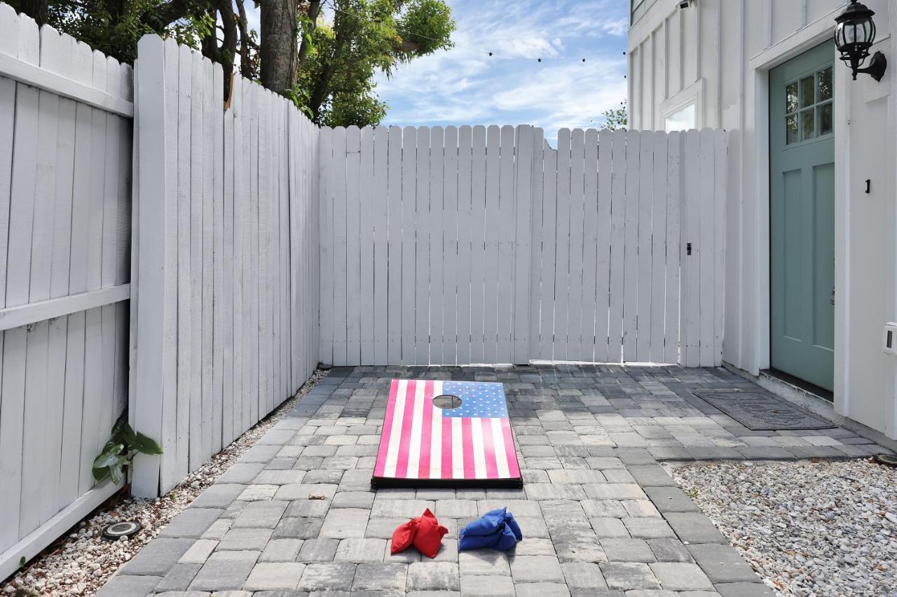 Villa Few Steps To Ocean-4 Cruisers & Free Parking & Private Backyard Jacksonville Beach